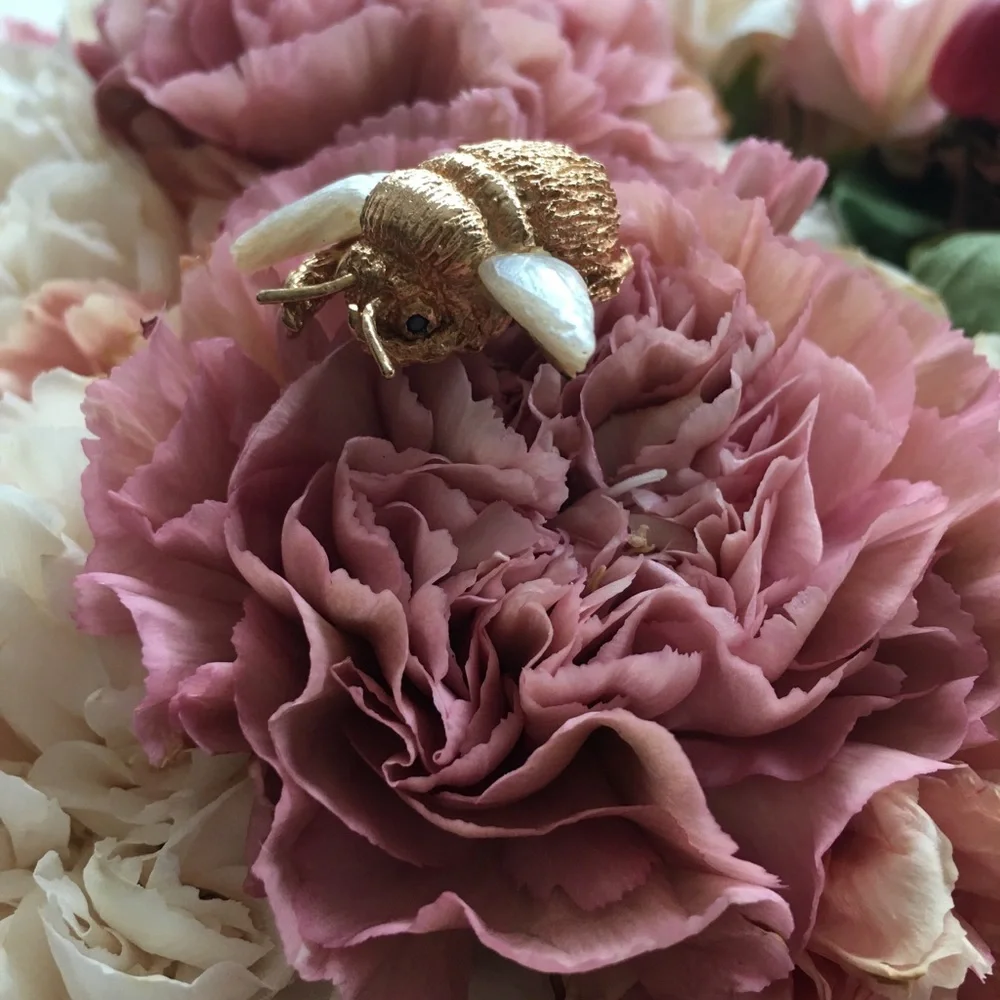 14k Gold Bee Brooch
